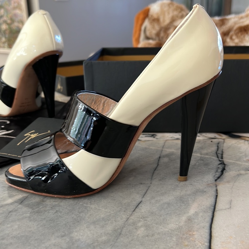 Size 38 Giuseppe Zanotti Design shoes